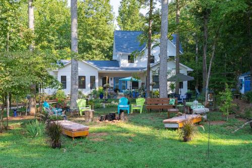 Charming Charlottesville Apt w/Outdoor Space!