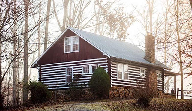 Charming Glamping Rental with Fireplace near Great Smoky Mountains National Park