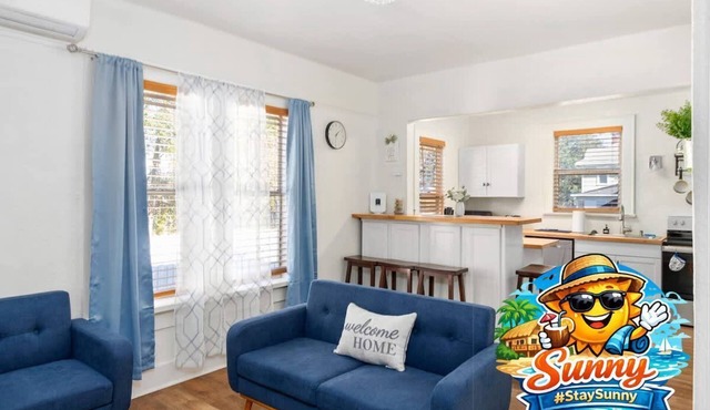 Charming Lakeland Retreat with Fire Pit & Free WiFi