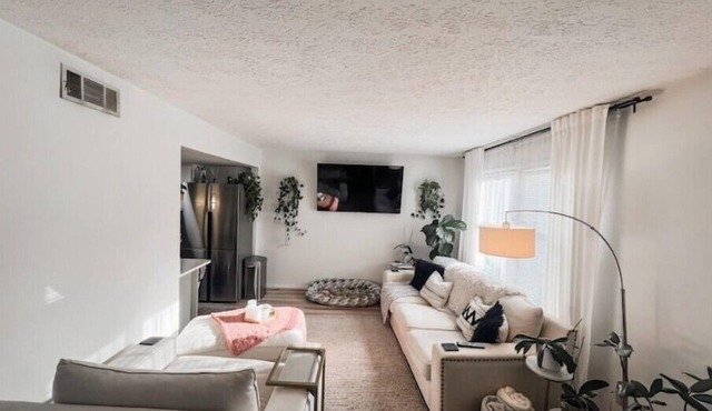 Charming townhome minutes from Midtown ATL