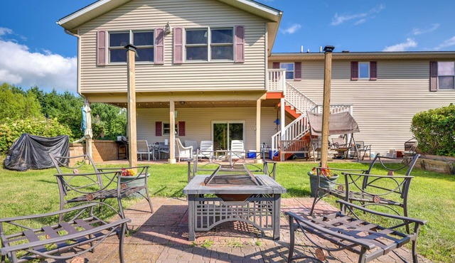 Chic Apple River Escape w/Fire Pit!