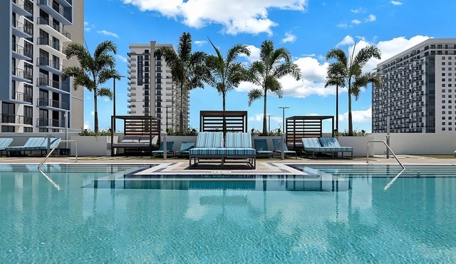 City View Grand Room Stay | Pool, Kitchen, Spa Access near Museums & Beach