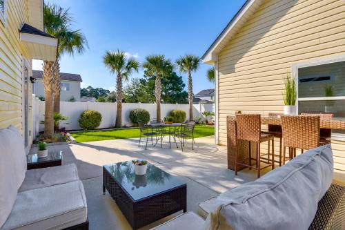 Coastal Home w/Yard < 1 Mi to Old Town Bluffton!