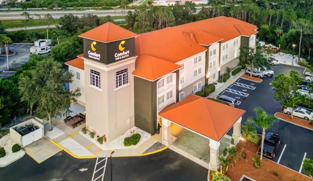 Comfort Inn & Suites Port Charlotte-Punta Gorda