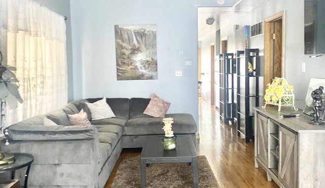 Comfortable and Cozy 3 bedroom