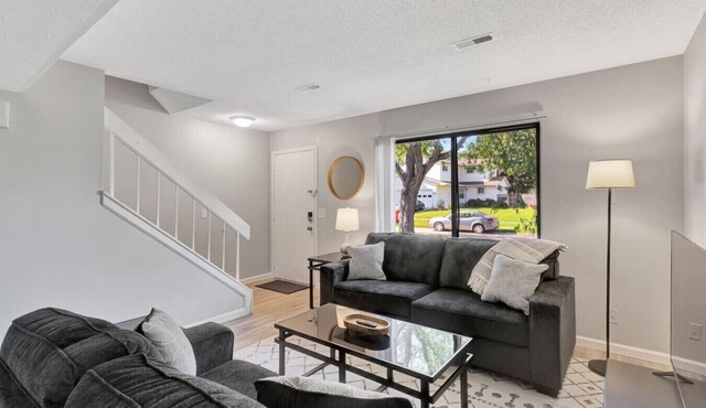 Comfortable Townhome in Southwest Champaign