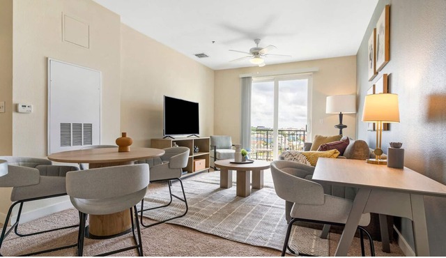 Contemporary 2BR, in unit Washer/Dryer, FREE parking with all amenities!