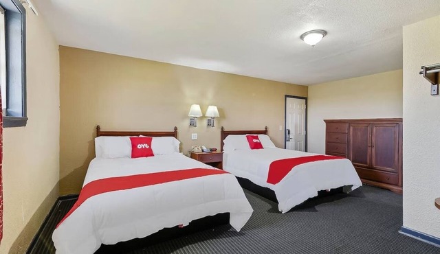 Convenient Stop Near BBQ Trail & Dining | 2 Units with Easy Access from I-10