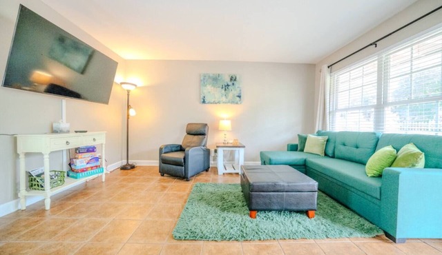 Convenient to campus and The Square - Location