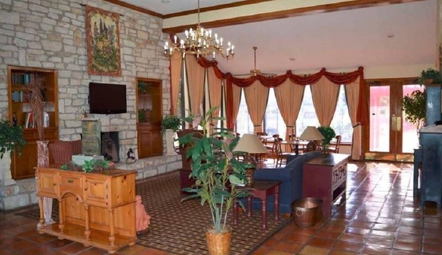 Countryside Inn