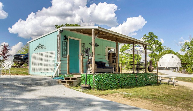 Couple's Retreat w/Creek Access in Rogersville