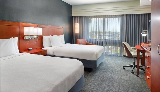 Courtyard by Marriott Warner Robins