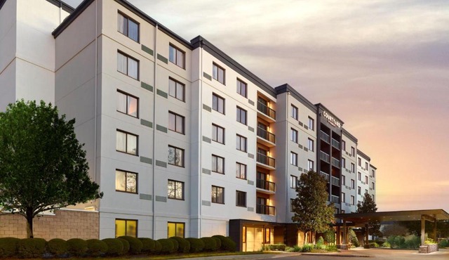 Courtyard by Marriott New Orleans Metairie
