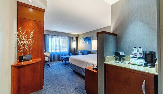 Courtyard by Marriott Biloxi North/D'Iberville