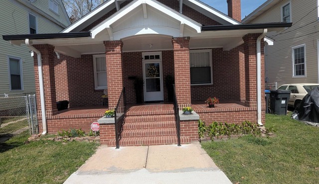Cozy 2-bedroom 1 bath house in charming Olde Town 15 minutes to Augusta National