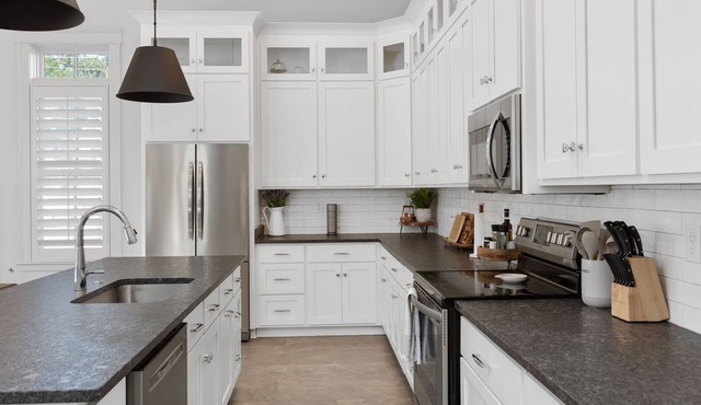 Cozy 2-bedroom home in downtown Hernando