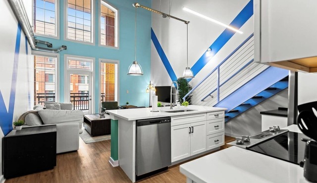 Cozy 2-Bedroom Loft | Walkable Location