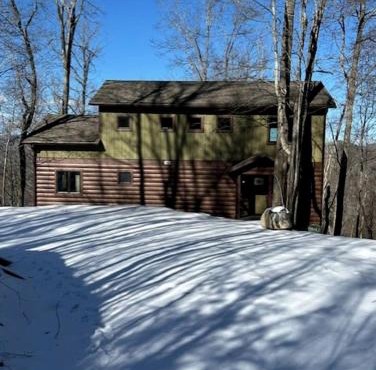 Cozy Cabin for a Peaceful Family Getaway in Nantahala National Forest, North Carolina