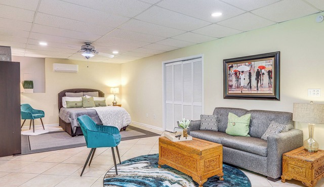 Cozy Jonesboro Studio w/Patio ~ 22 Mi to Atlanta!