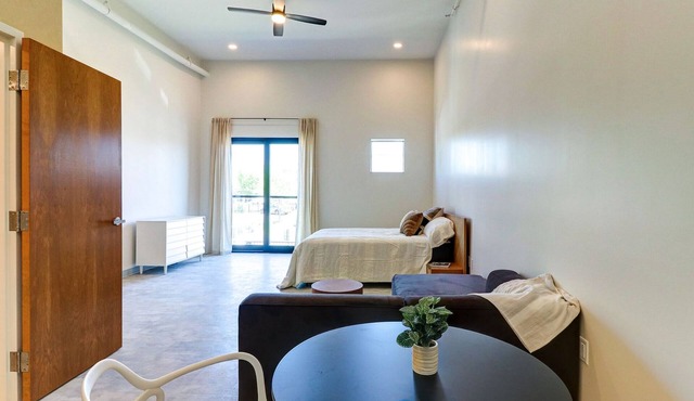 Cozy Northshore Studio