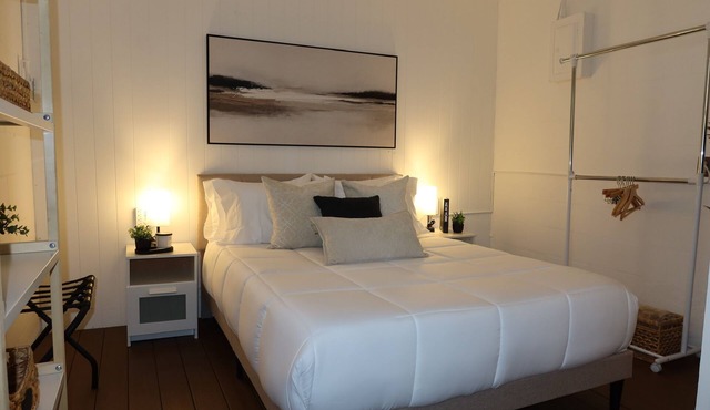Cozy Private Studio near Ibor & Port