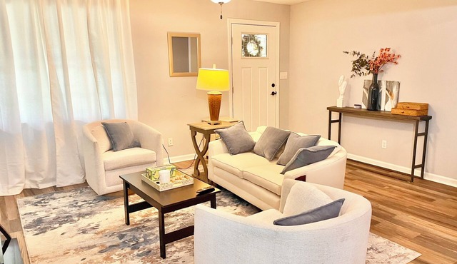 Cozy Ranch with exercise equipment room, AC