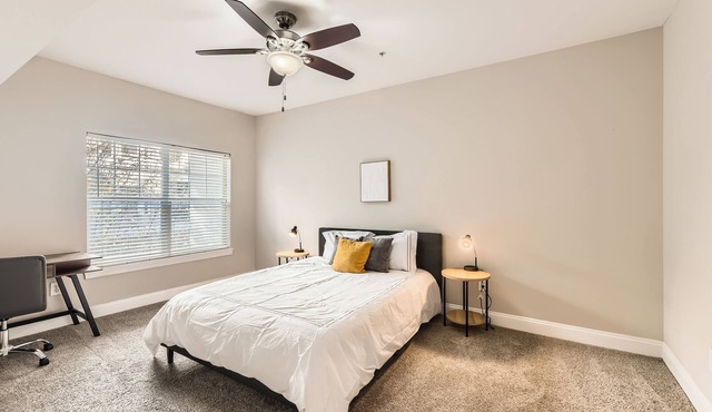 Crest at Midtown 2302 l 2 Bedroom 2 Bathroom