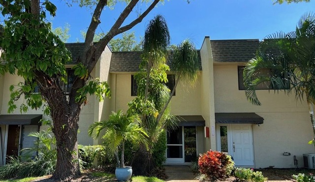 Deerfield Beach 2bedroom 2 bath townhouse 3mi from beach,Deercreek Golf⛳️