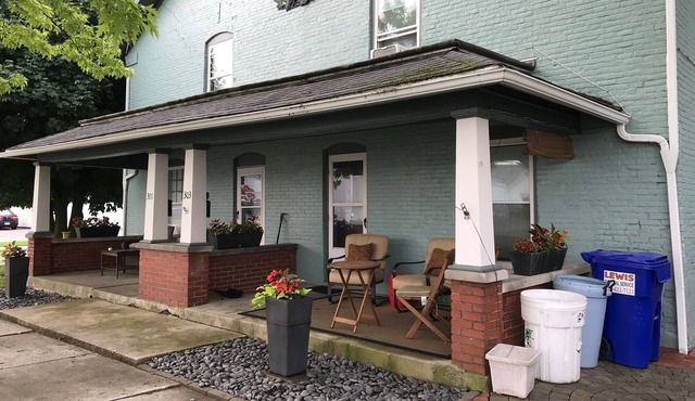 Delightful Downtown Findlay 3 Bedroom Apartment