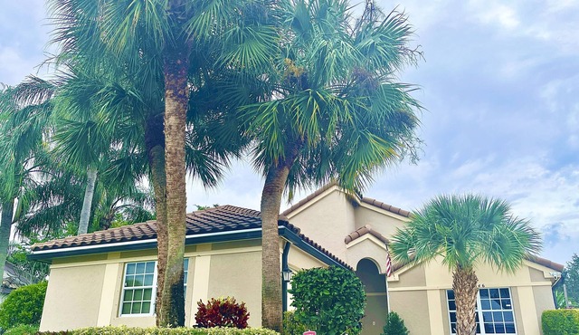 Delray's Delightful Getaway- Family is everything!