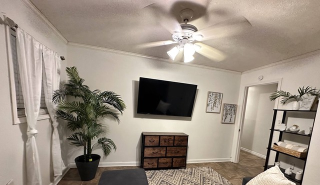 Discounted Cozy Home with Modern Amenities