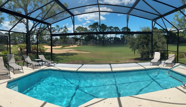 Disney,Golf. Villa 4 Bedroom 3 Bath 2 Master 2 lounges. Pool overlooks a Fairway