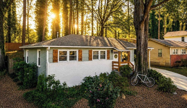 Dogwood Den