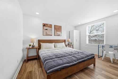 Dormont, Pittsburgh !B Modern and Spacious Private Bedroom with Shared Bathroom
