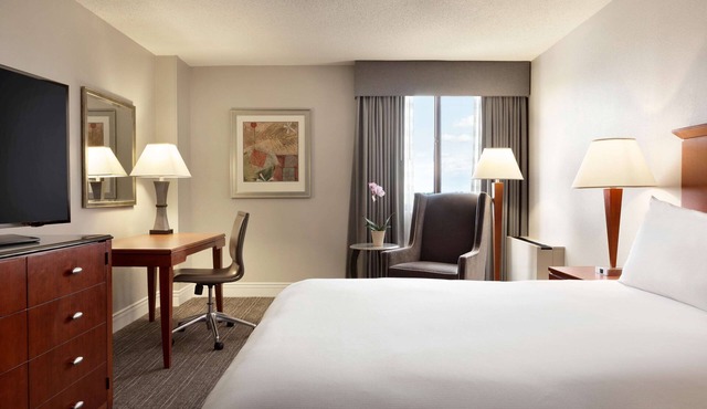 DoubleTree by Hilton Minneapolis - Park Place