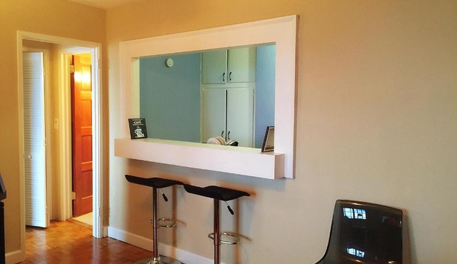 Downtown 1 Bedroom Apartment 18H
