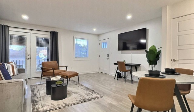 Downtown Retreat w/Private Balcony & Free Parking