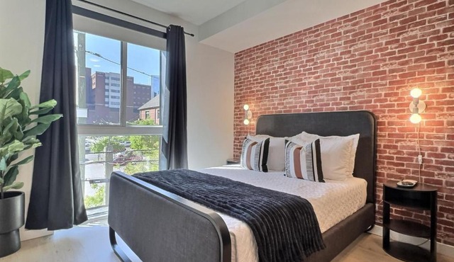 Dtown Comfort Near UAB, Food, and Regions Field
