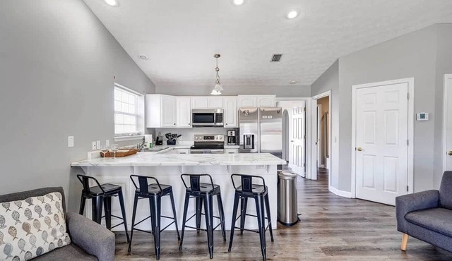 Duplex w Private Pool Beach Access Prime PCB