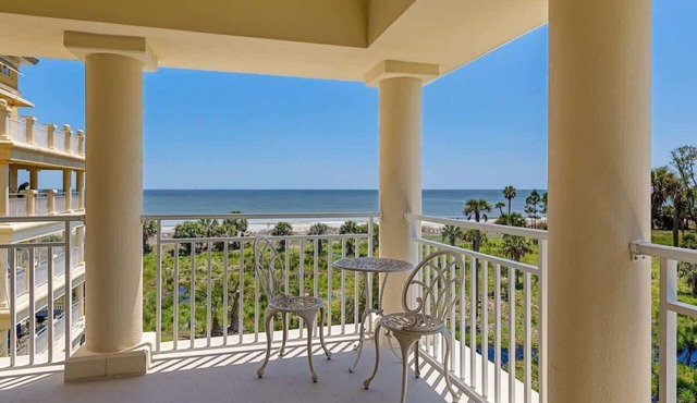 East Point Villa - Oceanfront Luxury-Cart Included