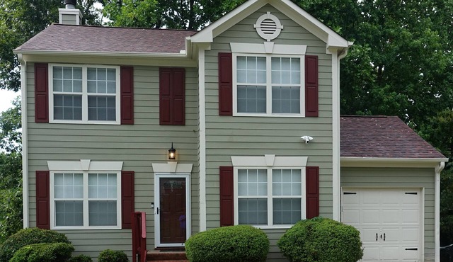 Elysian Living around Six Flags over Georgia and many more Attractions