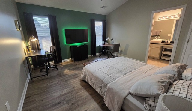 Entire Home. 1BR Atlanta Luxury Retreat Private Suite Minutes from ATL Airport.