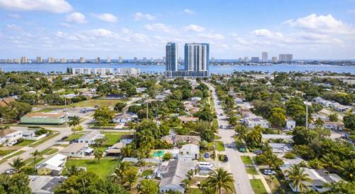 Family-Friendly Beach Home in West Palm Beach, FL