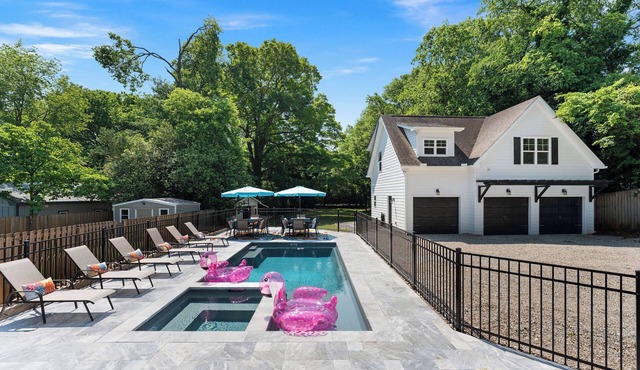 MAJOR INTERNATIONAL SPORTING EVENT ATL + LAKEPOINT Team Retreat - Pool, HotTub, Fire Pit - Sleeps 20