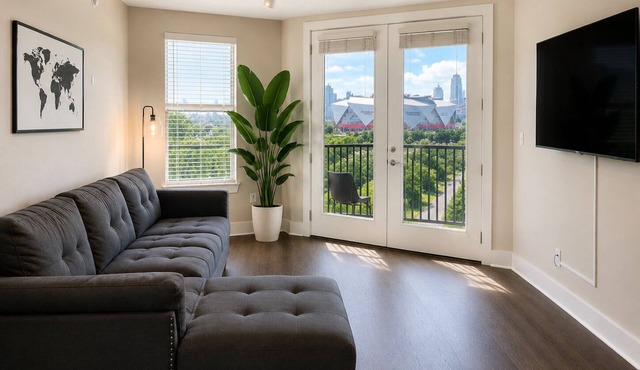 MAJOR INTERNATIONAL SPORTING EVENT Atlanta, 1 Block to Mercedes-Benz Stadium, City & Stadium Views,FreeParking