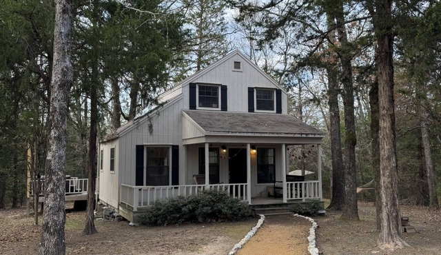 Fox Creek - Secluded Cabin with Hot Tub - New Owner!