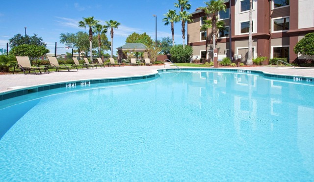 Free Breakfast | 1.5 Miles from Orlando International Airport + 25 Minutes to Disney World