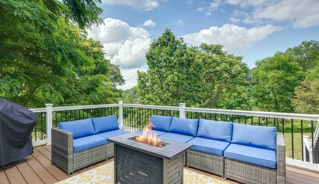 Front Royal Retreat on 3 Acres w/Mtn Views!