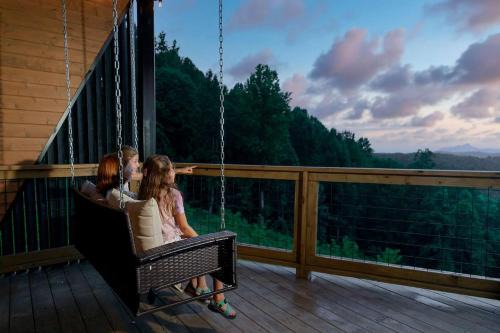 Golden Dawn at Saluda Mountain Retreats