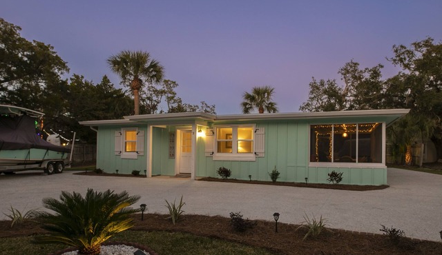 Golf Cart, Newley Remodeled, Great Location in Bluffton!